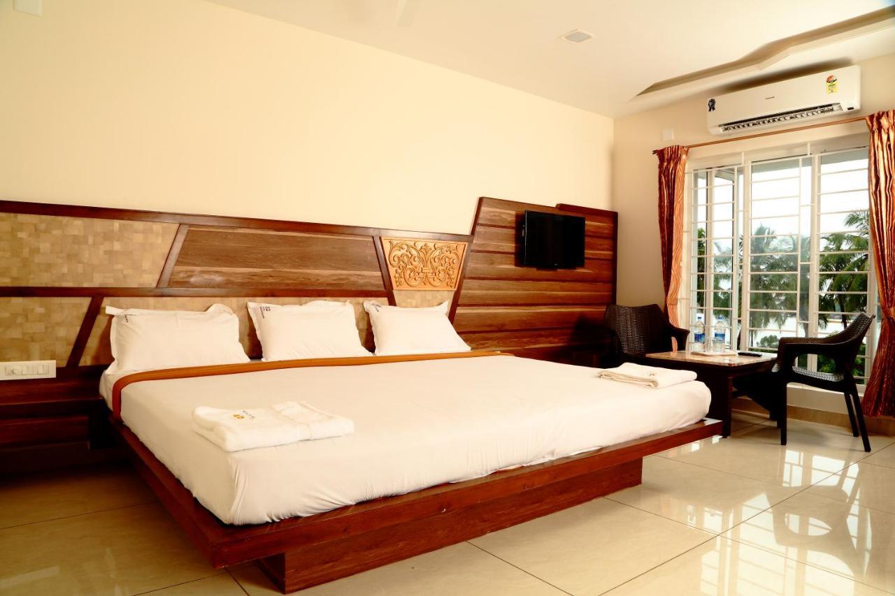 Annai In Saravana Bhavan Fine Stay And Restaurant Velankanni Ngoại thất bức ảnh